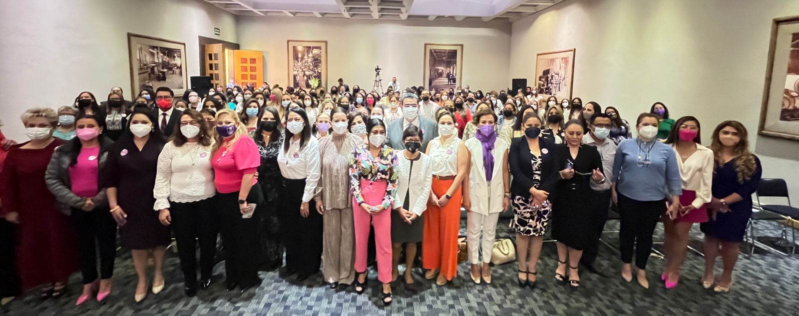 Inaugura Congreso de Puebla conversatorio por el ‘Día Internacional de la Mujer’